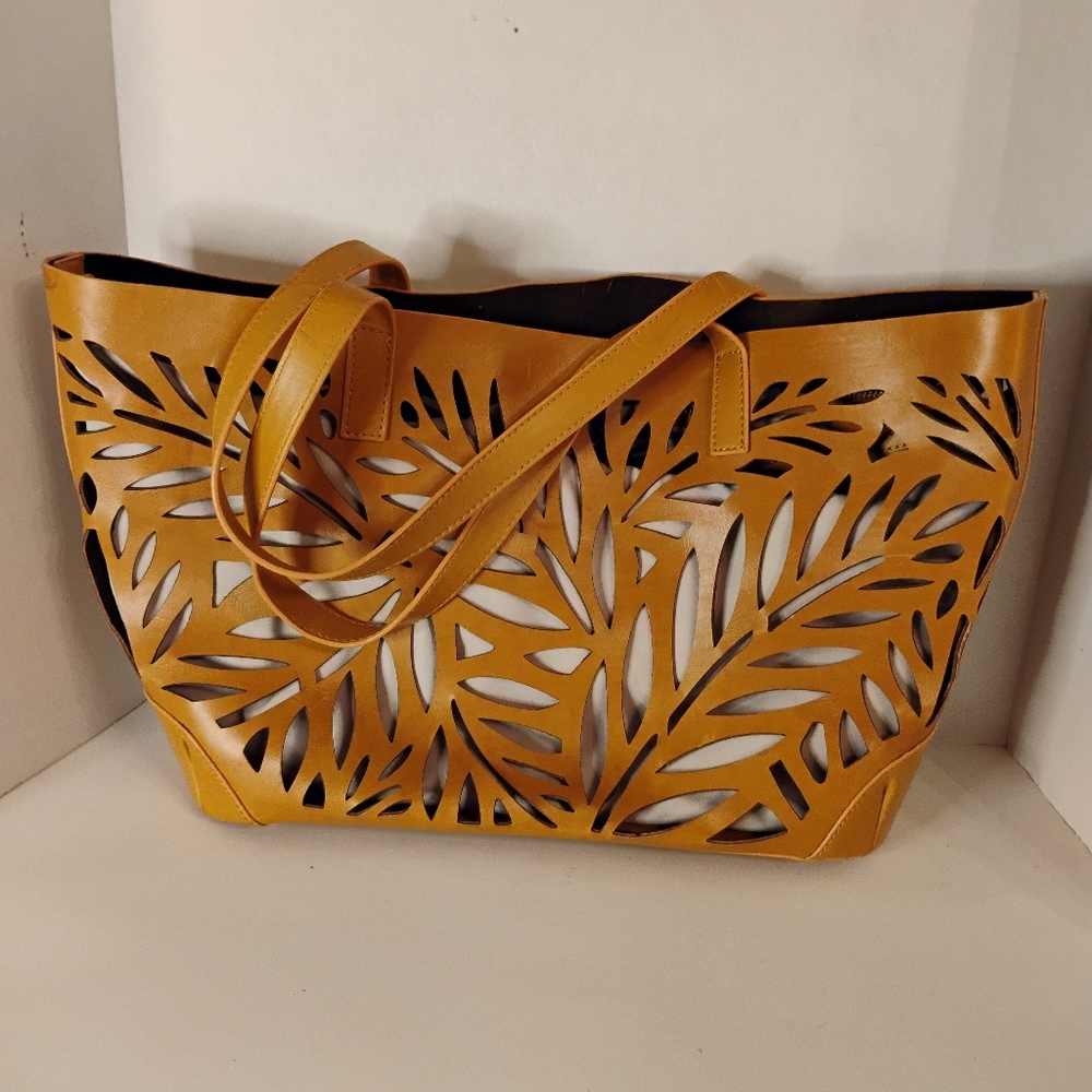 Imoshion Faux Leather Cutout Tote Purse